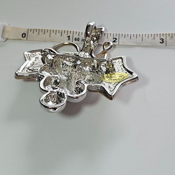 MJ silver and gold tone grape cluster brooch - Picture 6 of 11